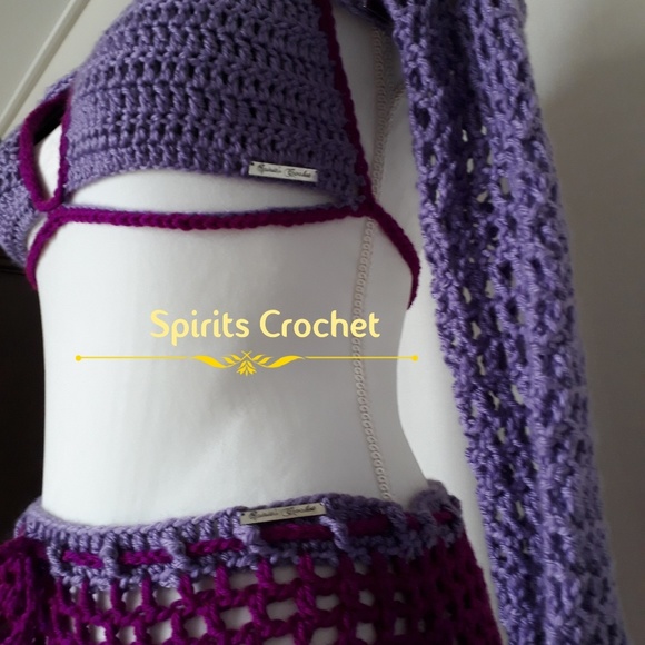 4 piece set, bikini top and bottoms with cover up - Picture 4 of 5